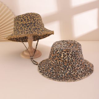 This Is A Fashionable European And American Fisherman's Hat With Leopard Print Trim, Adjustable Wide Brim, Sunshade And Wind Resistance. It Is Suitable For Daily Leisure And Outings